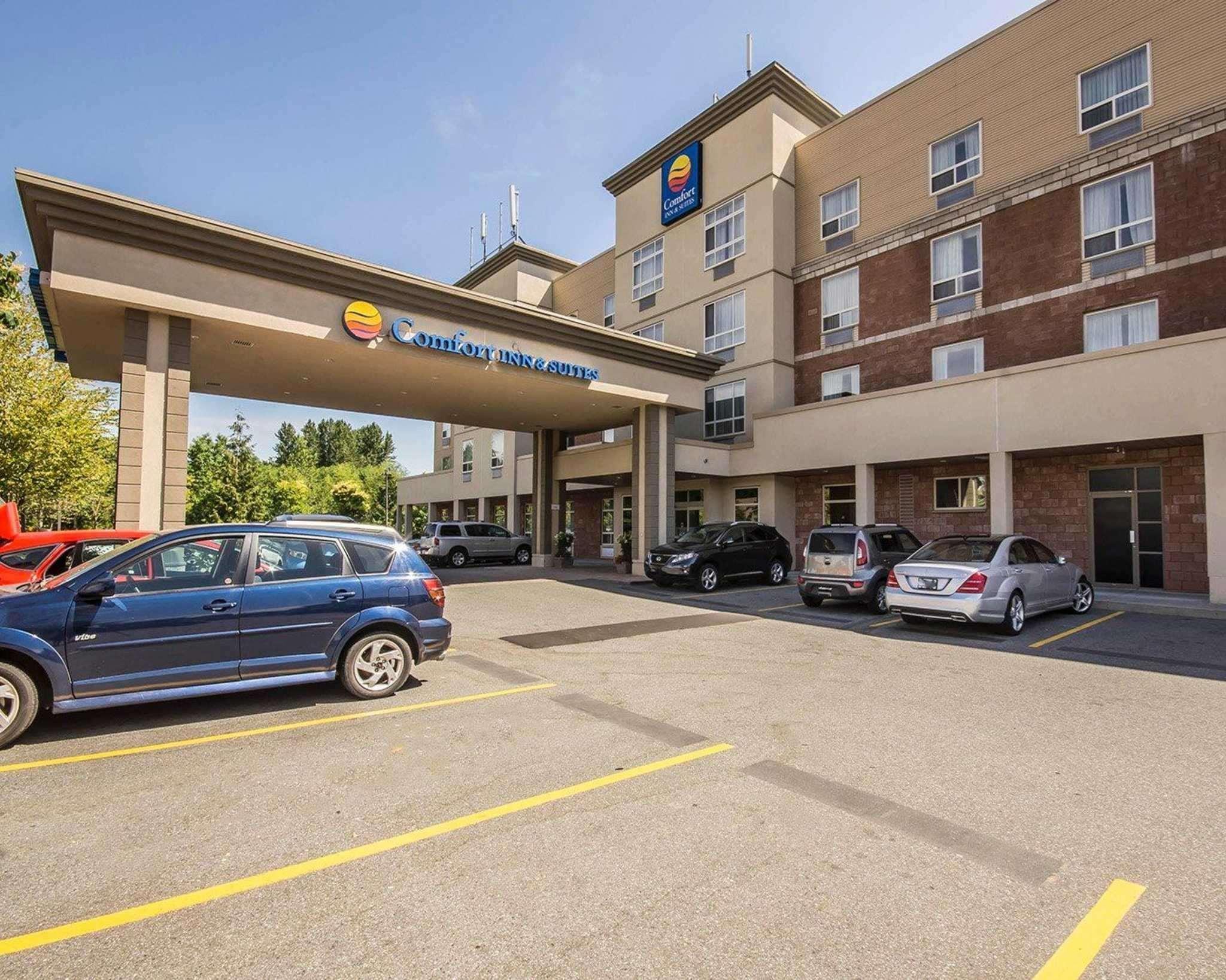 Comfort Inn & Suites Surrey Exterior foto