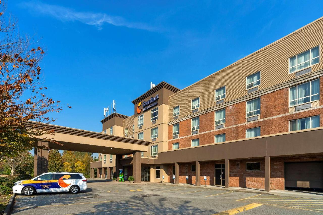 Comfort Inn & Suites Surrey Exterior foto
