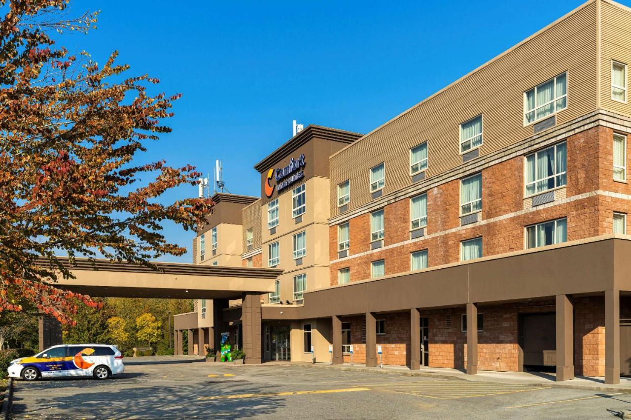 Comfort Inn & Suites Surrey Exterior foto